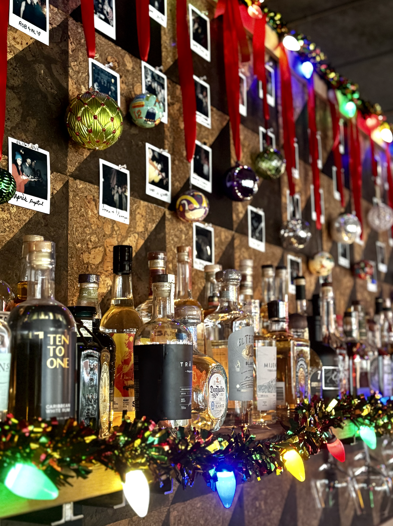 SANTA'S DETOUR — PURPLE CAFÉ & WINE BAR